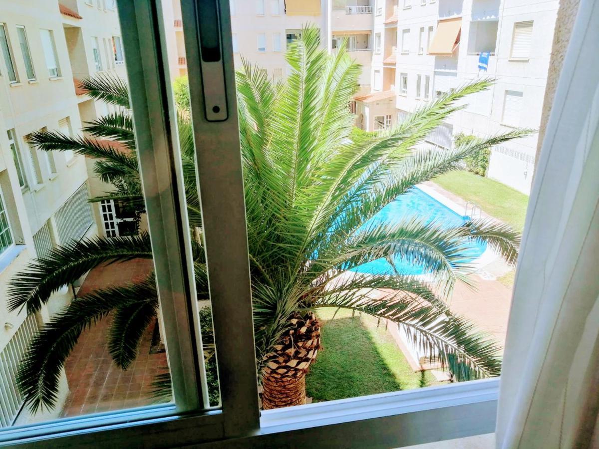 Piso Vacacional Con Piscina En Benicassim Apartment Luaran gambar